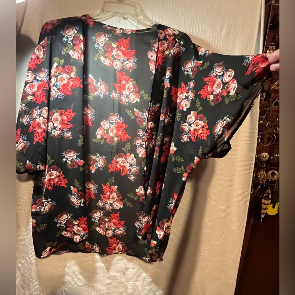 Sheer floral cardigan/cover up. Size L